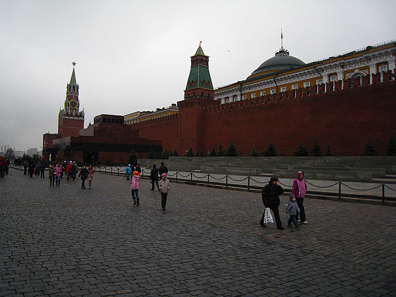 Thankfully, the Red Square was open. It has been closed every time we try to come here.