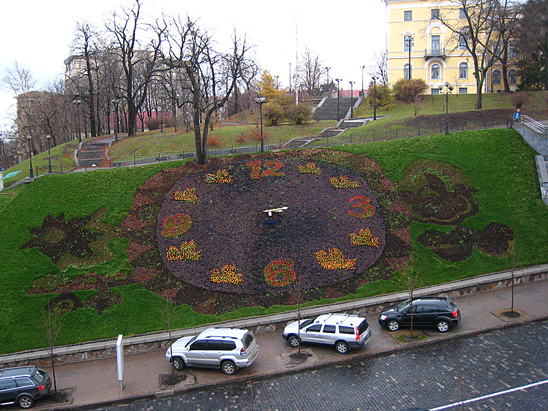 Now I'm standing on top of the bridge area looking back at the Music Hall. Cool Clock eh?