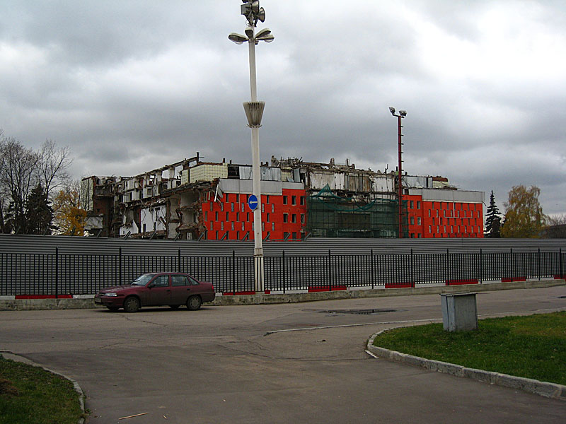 Honestly, this is what I thought Russia was going to look like. It would have been fun to run around inside a place like that.