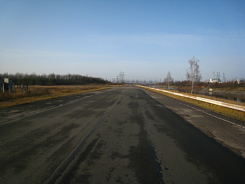 Reactors 3 and 4 off to the right. Their shared chimney can be seen.