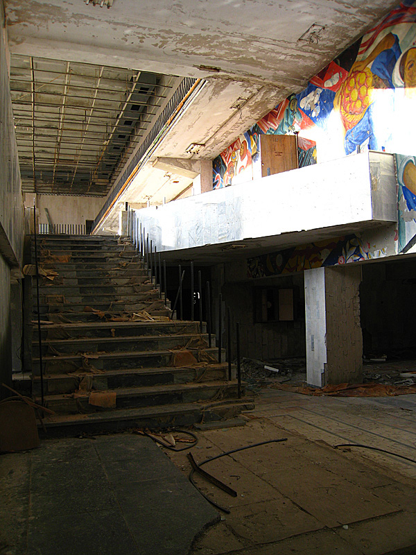 It's dilapidating into ruins.