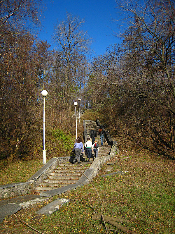 Up the many stairs to the top of the hill.