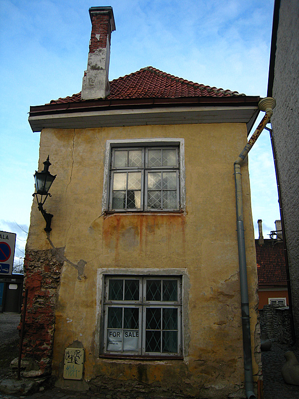 This building was for sale and the exchange rate was pretty good so we bought it. I'm moving in after Christmas break.