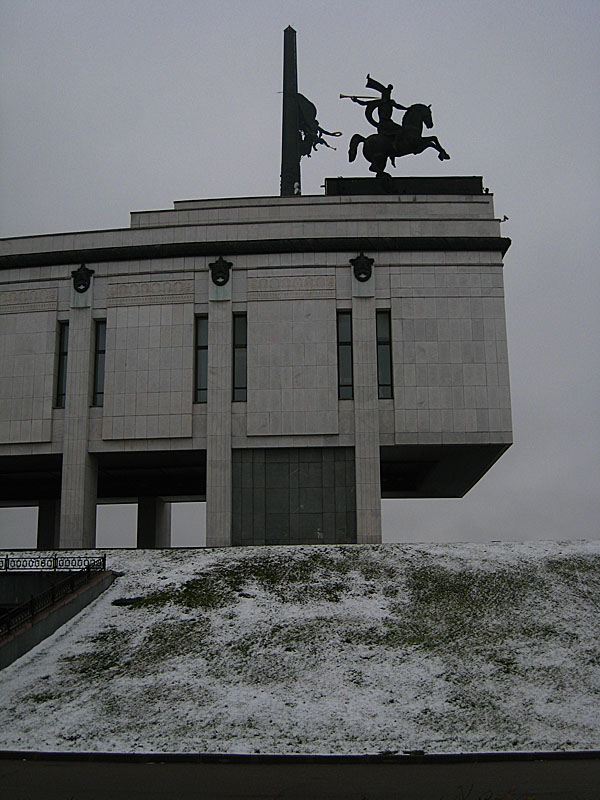 Slow Week, Snow Run Nov. 4-7